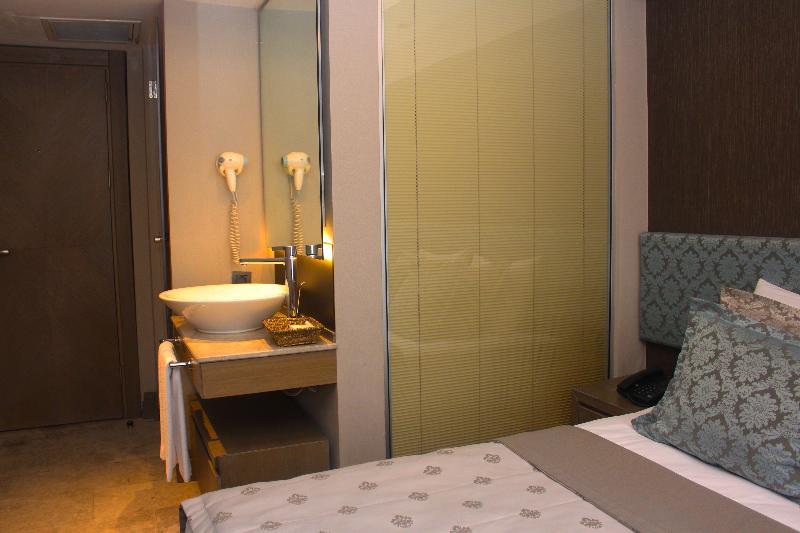 Grand Beyazit Hotel Old City Istanboel Buitenkant foto